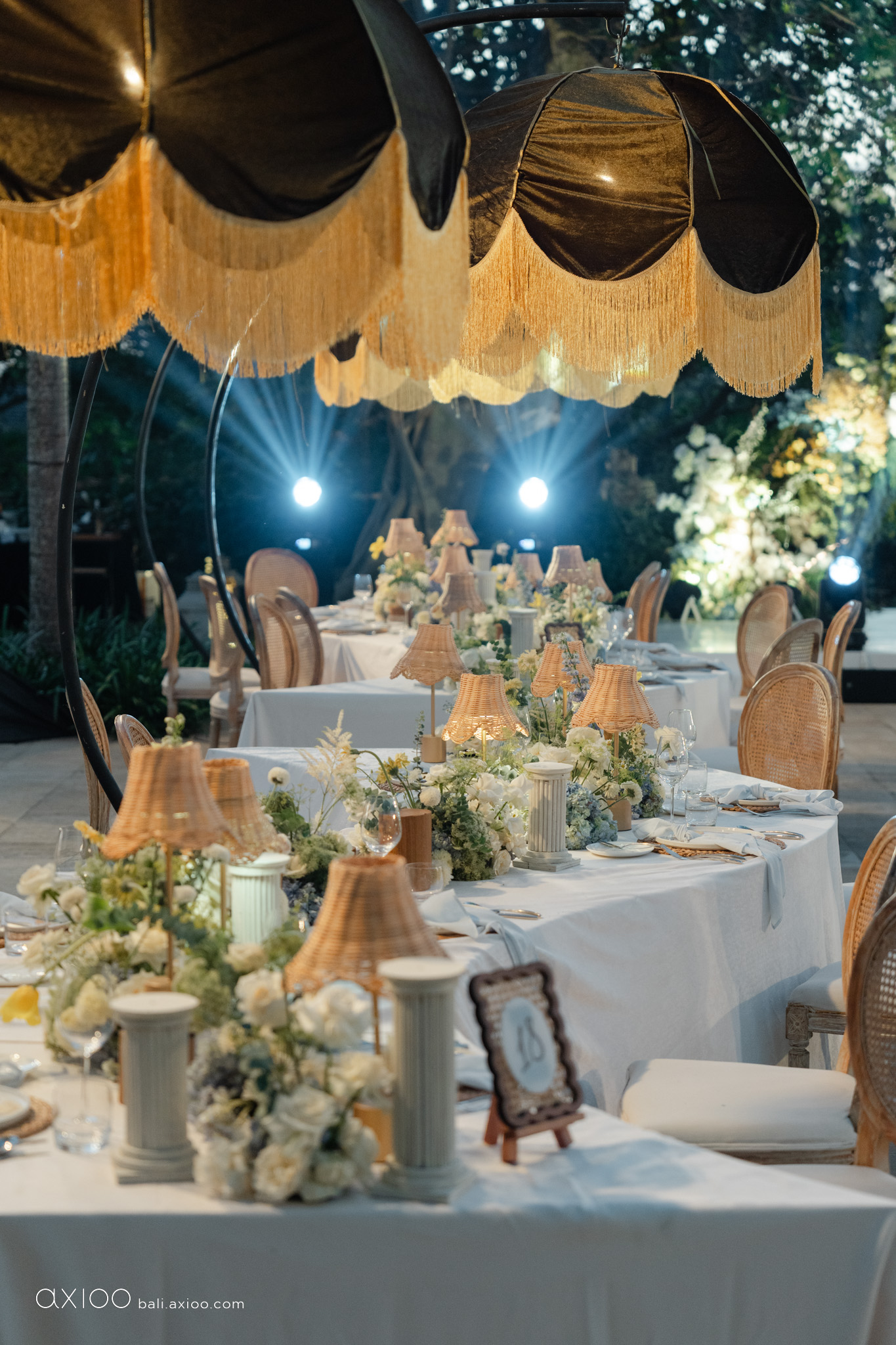 Axioo: An Estate State of Mind | Jumeirah Bali Wedding